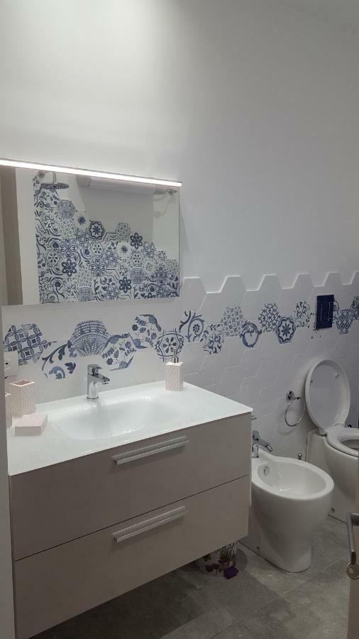 Afrodite Suites Deluxe 阿格罗波利 外观 照片