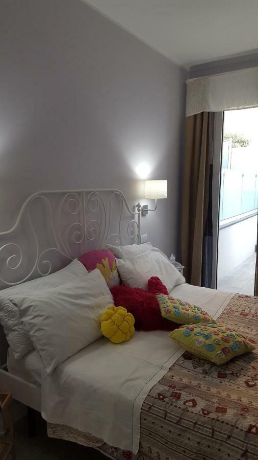 Afrodite Suites Deluxe 阿格罗波利 外观 照片